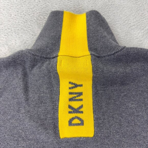 DKNY Men's Size Medium 1/4 Zip 100% Cotton Embroidered Made in China - Picture 9 of 15